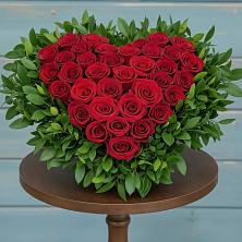 Цветочная композиция из Розы в виде сердца в Заворово