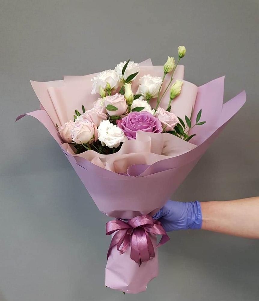 Букет Легкое дыхание в Заворово Букет цветов из: Розы и Лизиантусы в Заворово