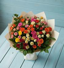Букет Микс из разноцветных кустовых роз в Заворово